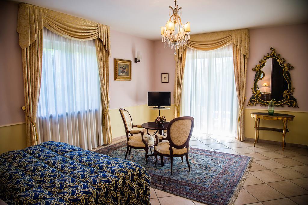 Bed And Breakfast El Dueno Palinuro Bagian luar foto